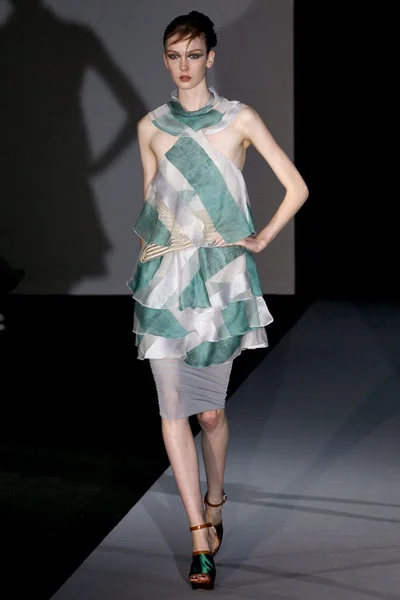 Look 64